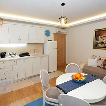 Apartments Olive Котор Экстерьер фото