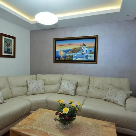 Apartments Olive Котор Экстерьер фото