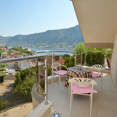 Apartments Olive Котор Экстерьер фото