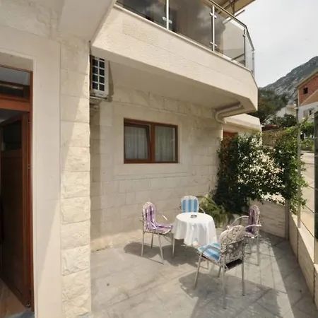 Apartments Olive Котор Экстерьер фото