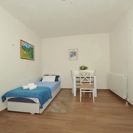 Apartments Olive Котор Экстерьер фото