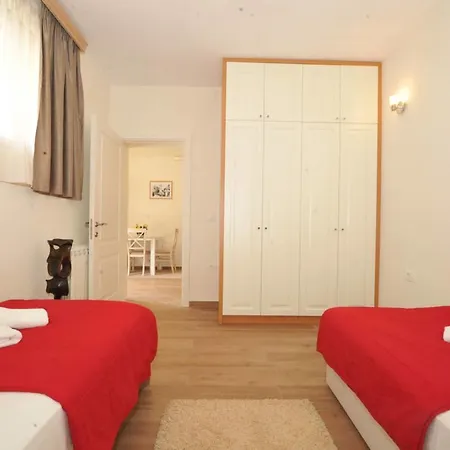 Apartments Olive Котор Экстерьер фото