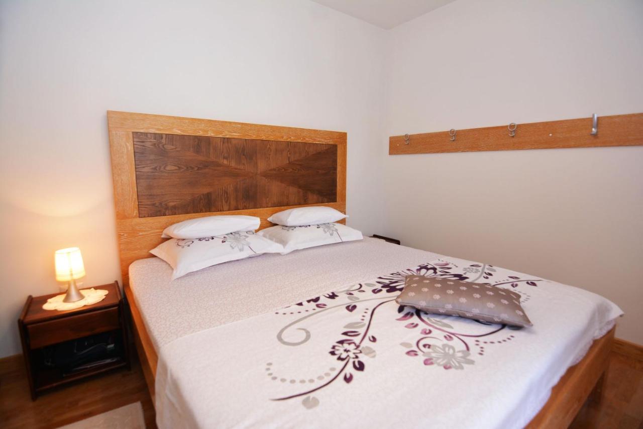 Olive Apartment