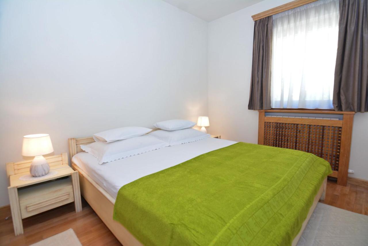 Olive Apartment