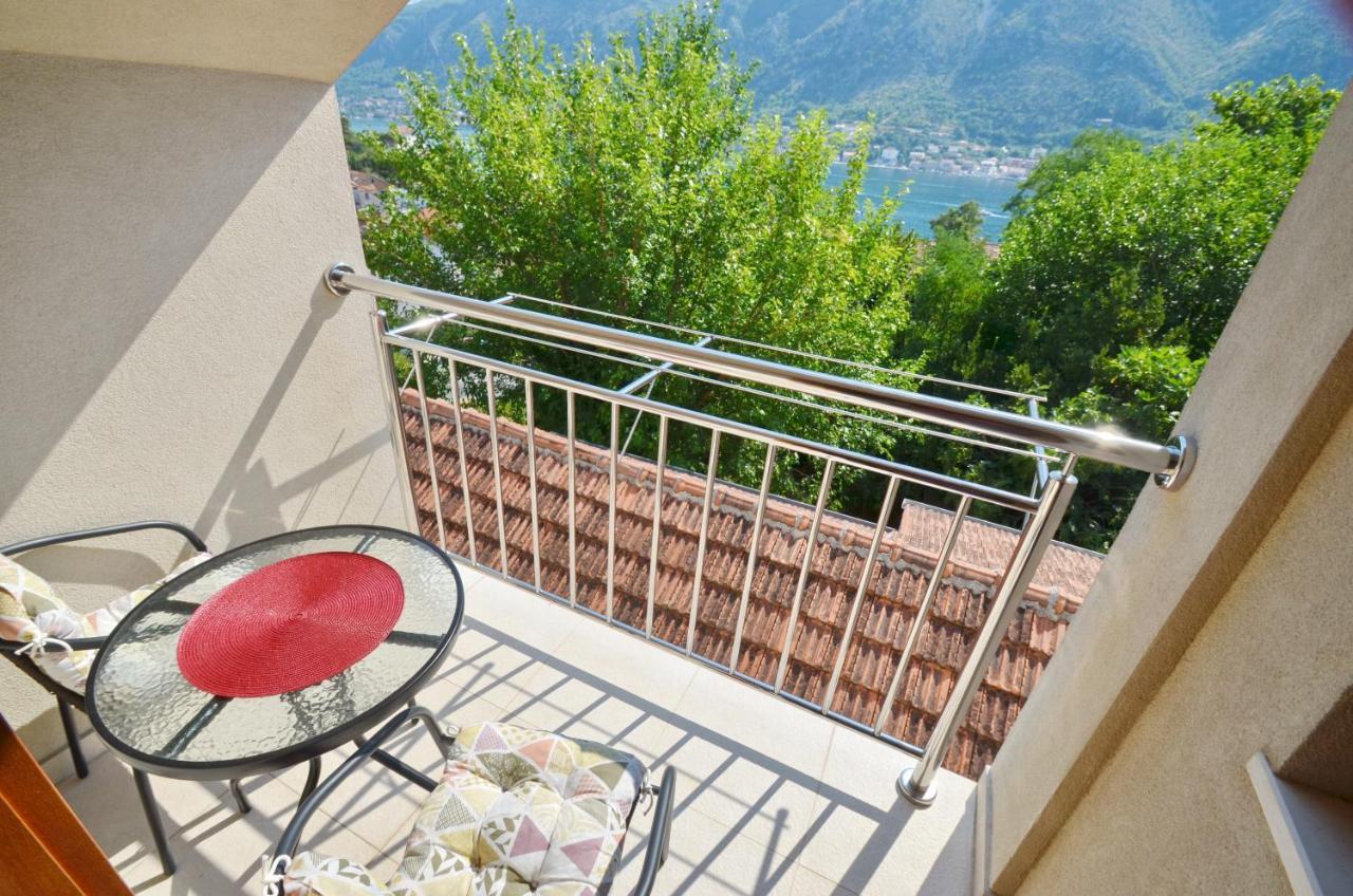 Olive Apartment *
