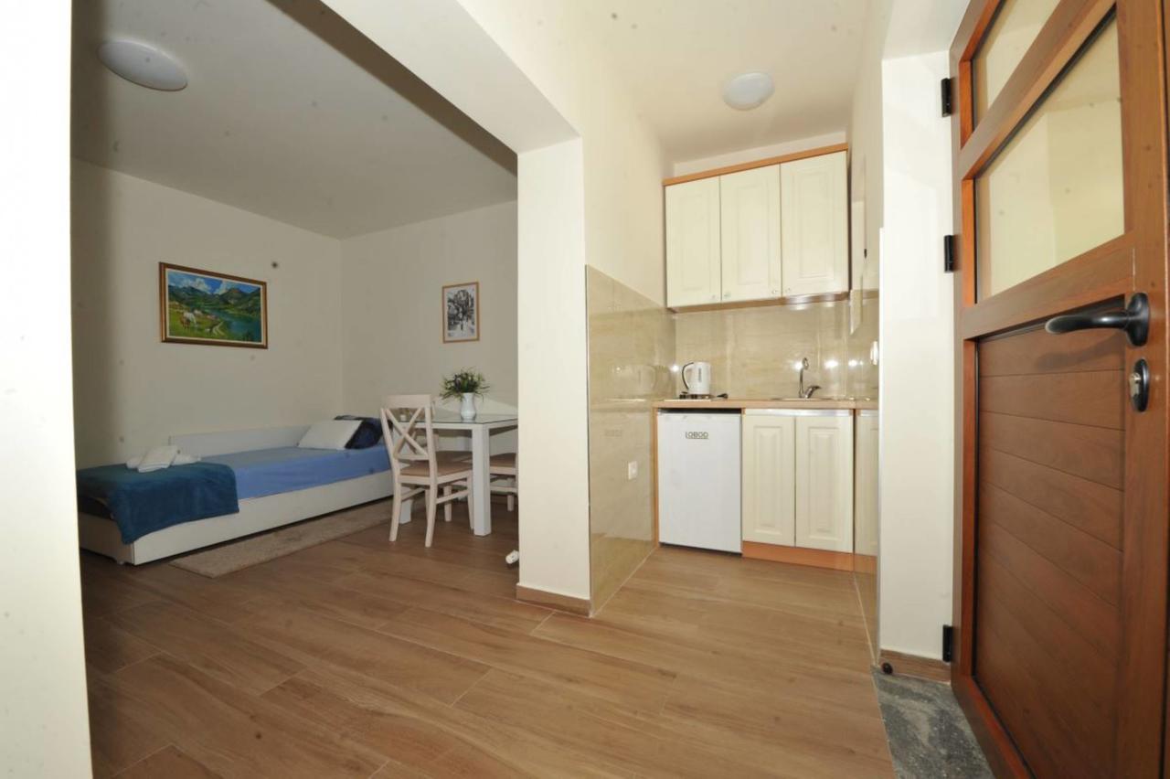 Olive Apartment